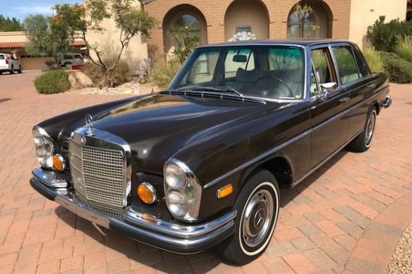 Mercedes-Benz 300 SEL 6.3 W109